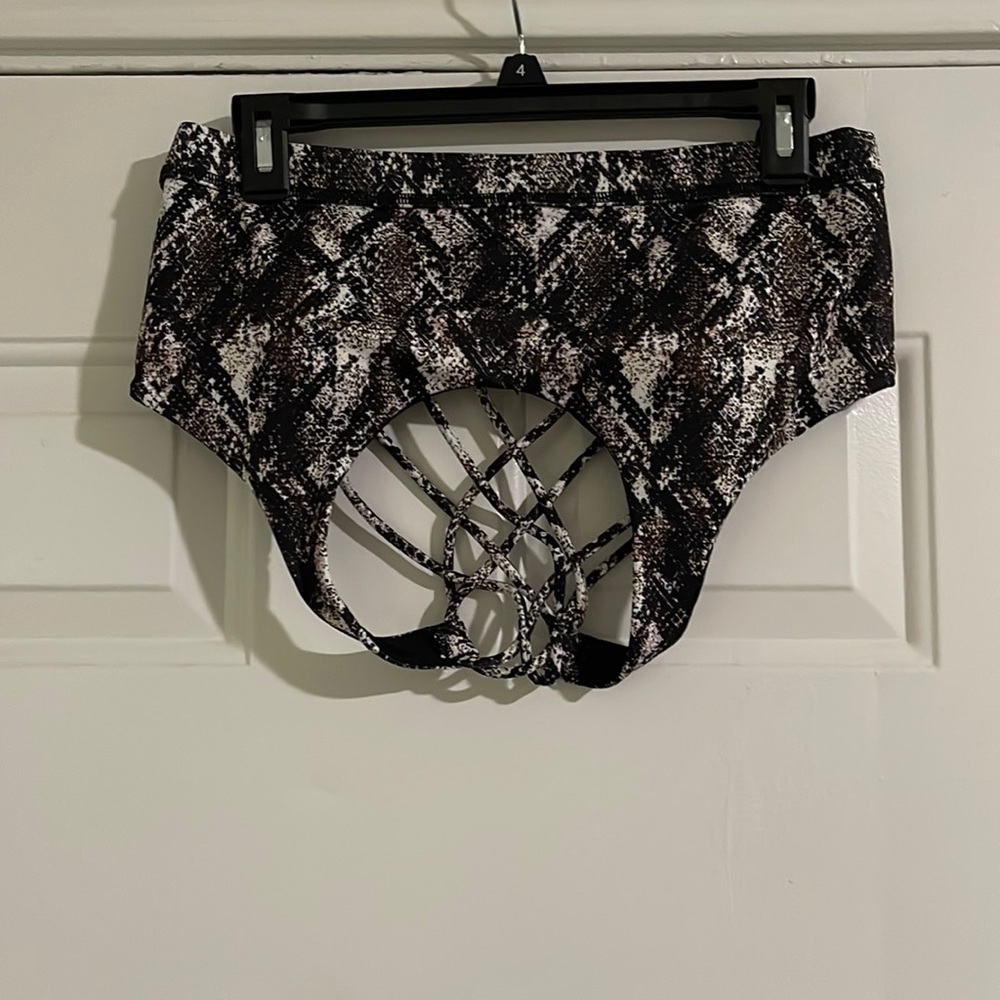 CVG Medusa butterfly bra